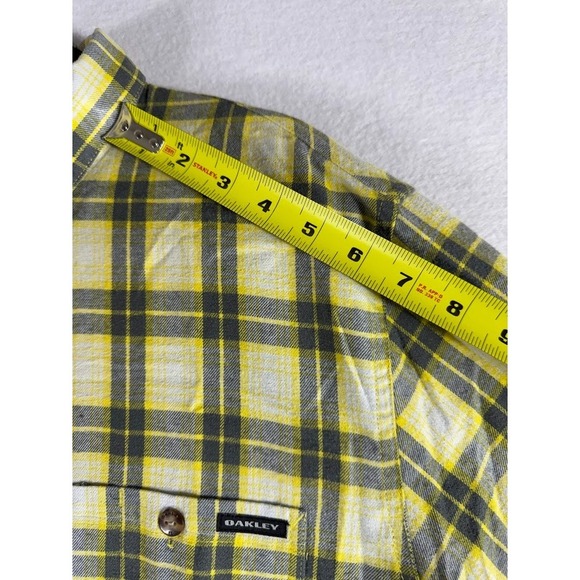 Oakley Shirt Men XL Yellow Plaid Button Up Long Sleeve Pockets Outdoor Soft - Picture 6 of 15